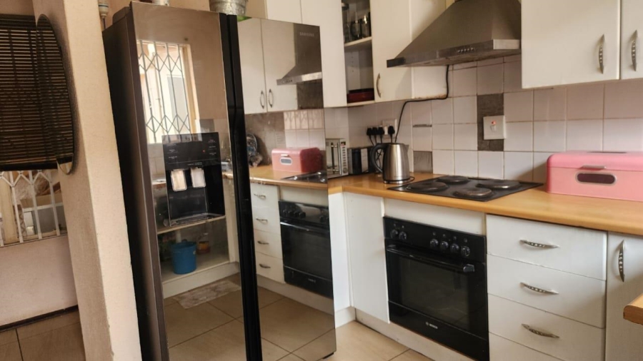 3 Bedroom Property for Sale in Tlhabane North West